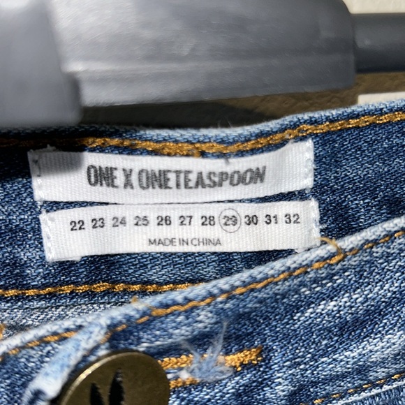 ONE X ONE TEASPOON "AWESOME BAGGIES" DISTRESSED JEANS SIZE 29 - Picture 2 of 7